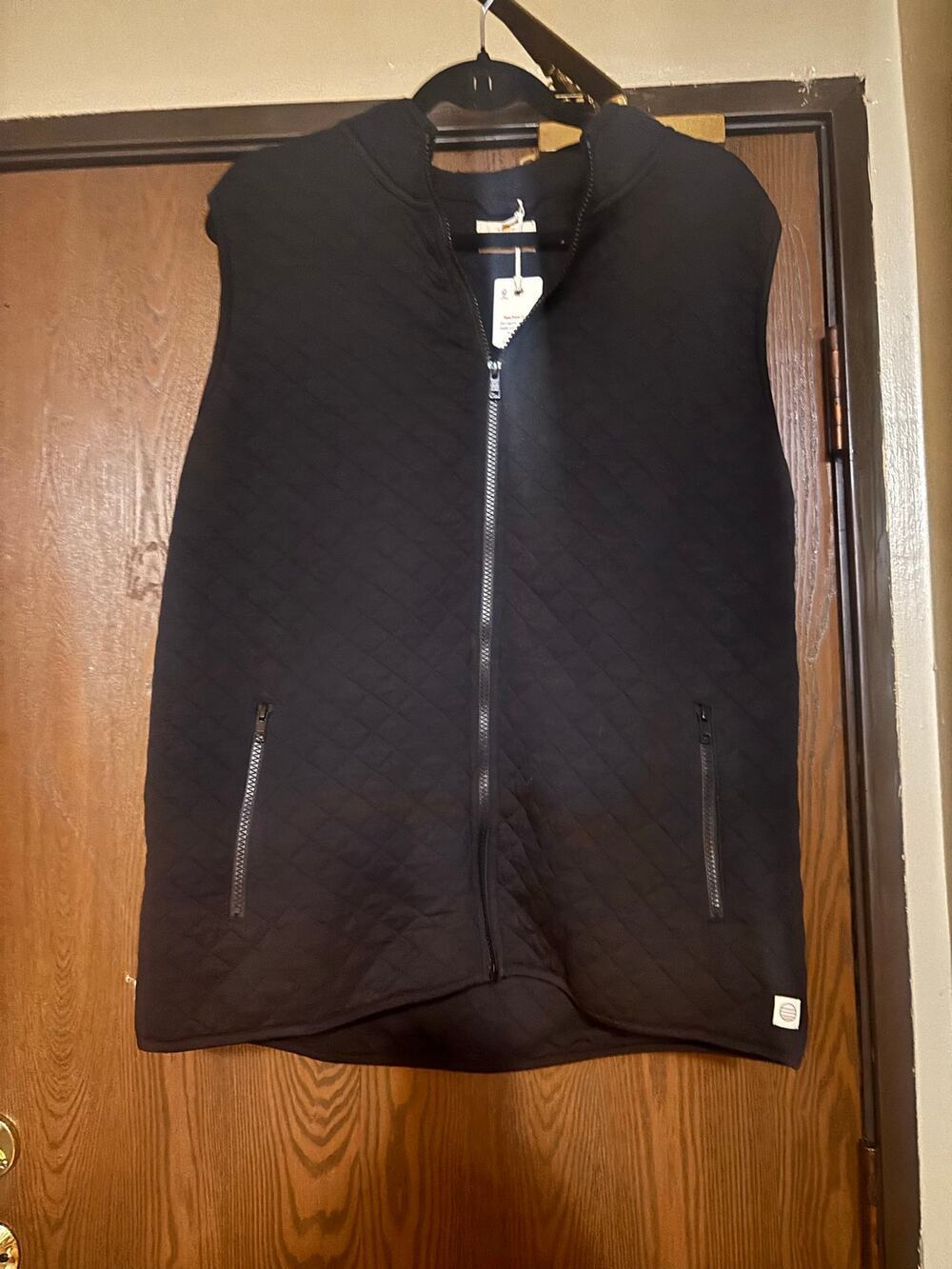 NWT Marine Layer Black Quilted Zippered Pockets Vest